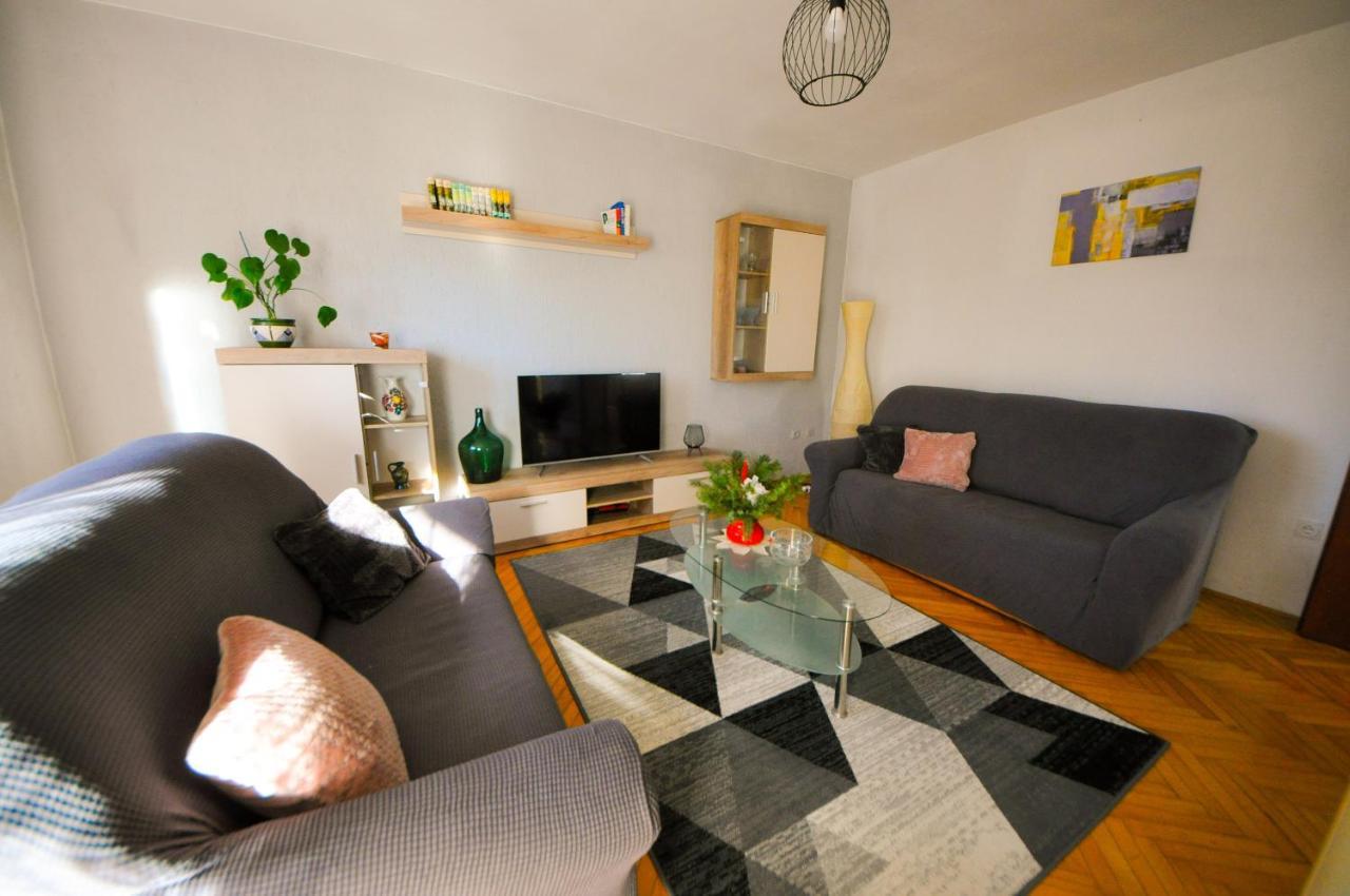 Apartman Anita 부젯 외부 사진