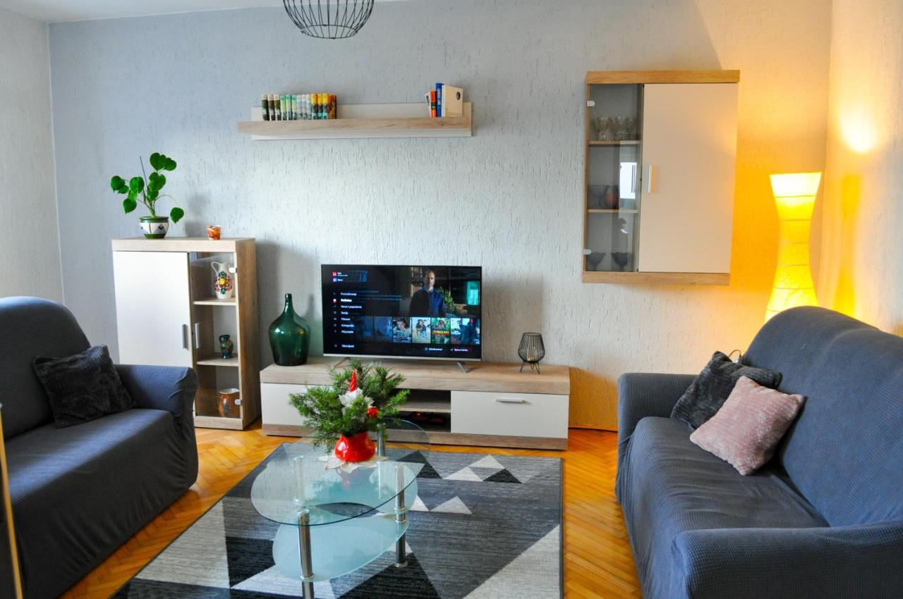 Apartman Anita 부젯 외부 사진
